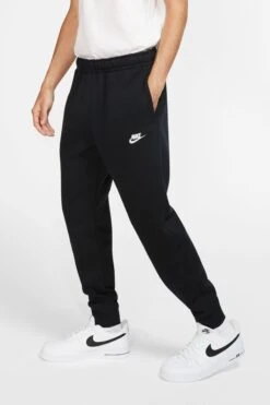 Nike Club Joggers
