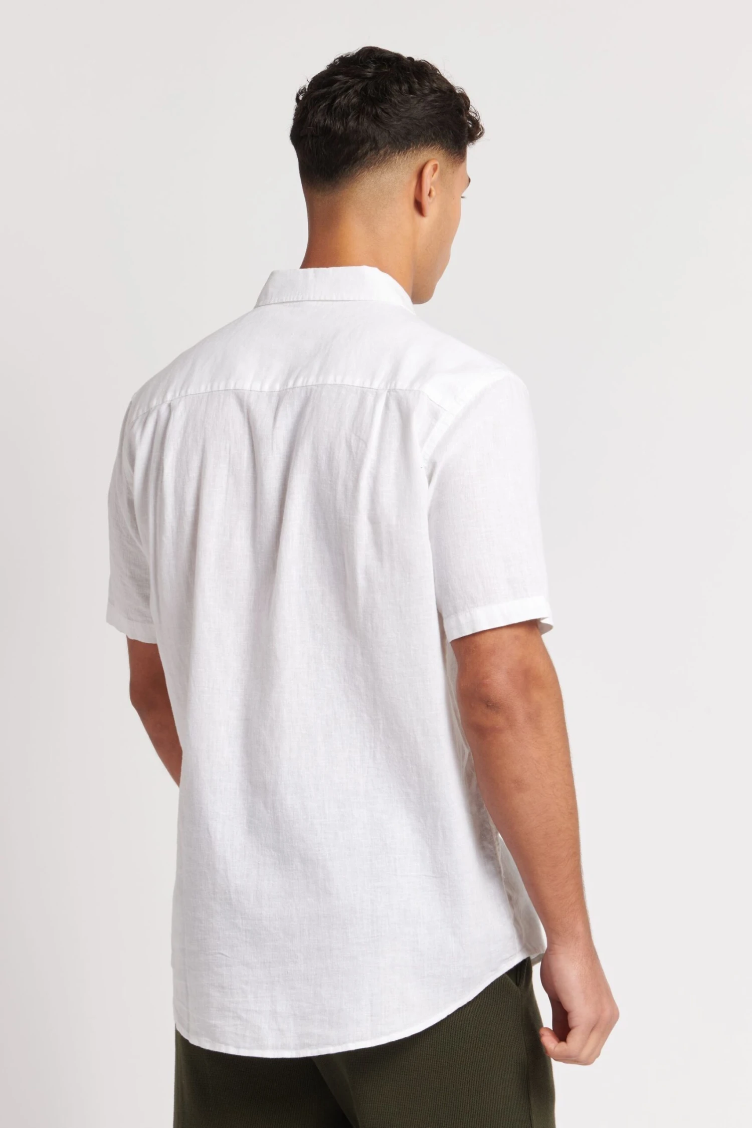 U.S. Polo Assn. Mens Linen Blend Short Sleeved Shirt 4 U.S. Polo Assn. Mens Linen Blend Short Sleeved Shirt - Image 2