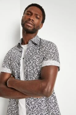 BOSS Poplin Print Regular Fit Short Sleeve Shirt