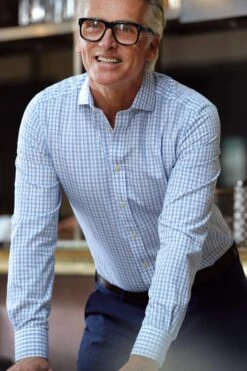 Charles Tyrwhitt Non-Iron Graph Check Cutaway Slim Fit Shirt