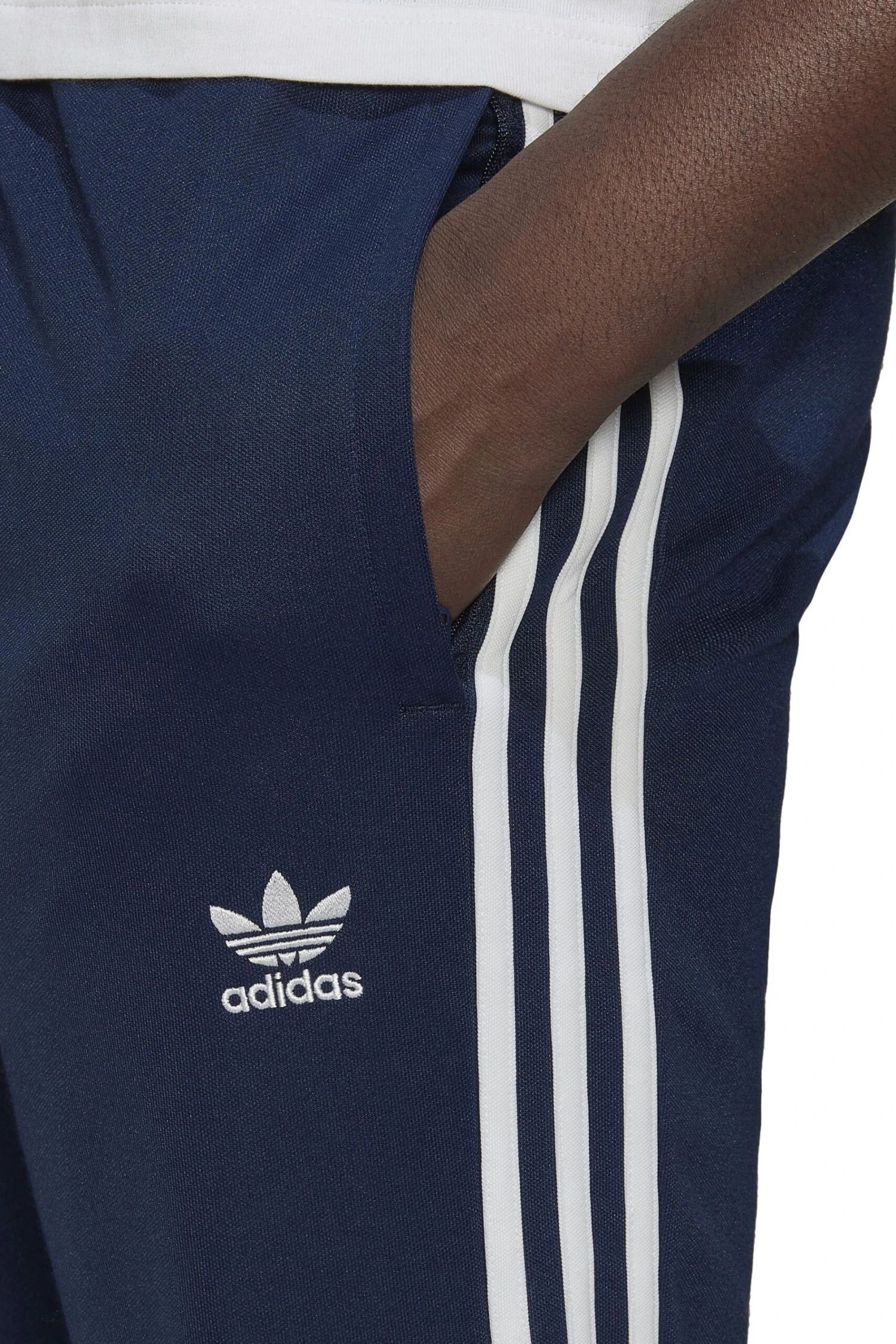 Adidas Originals Challenger Pants 5 Adidas Originals Challenger Pants - Image 3