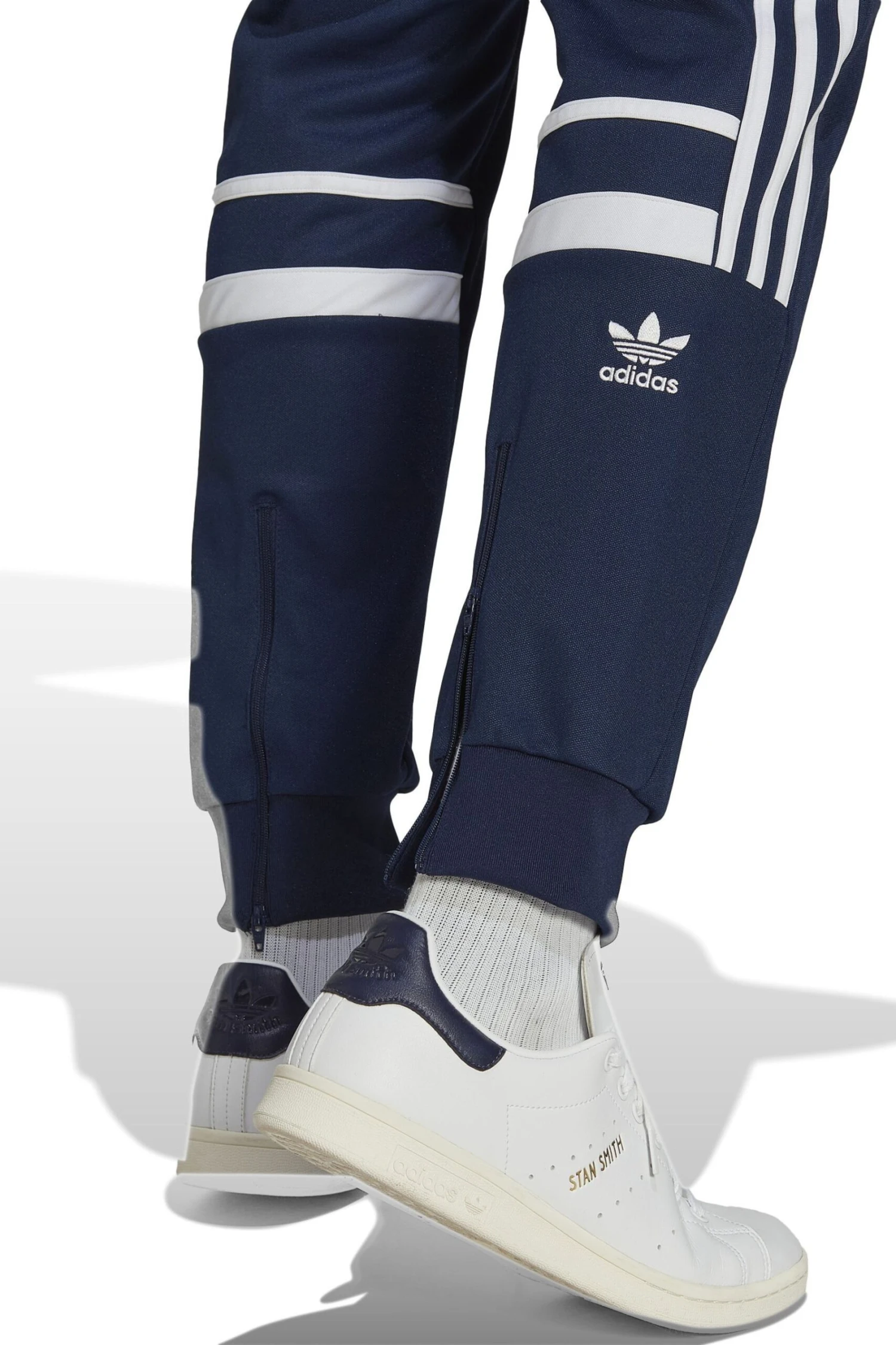 Adidas Originals Challenger Pants 7 Adidas Originals Challenger Pants - Image 5