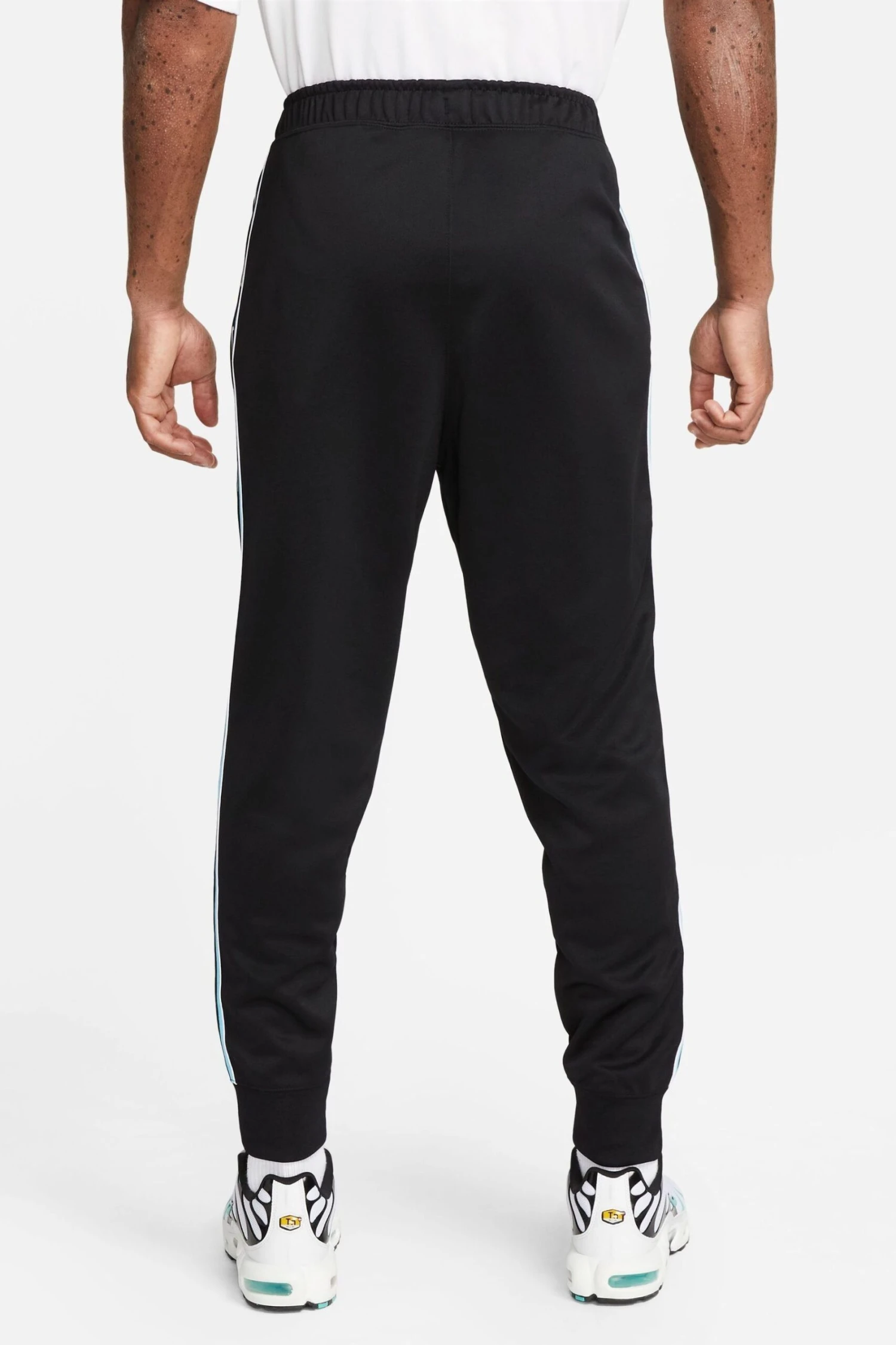 Nike Repeat Poly-Knit Joggers 4 Nike Repeat Poly-Knit Joggers - Image 2