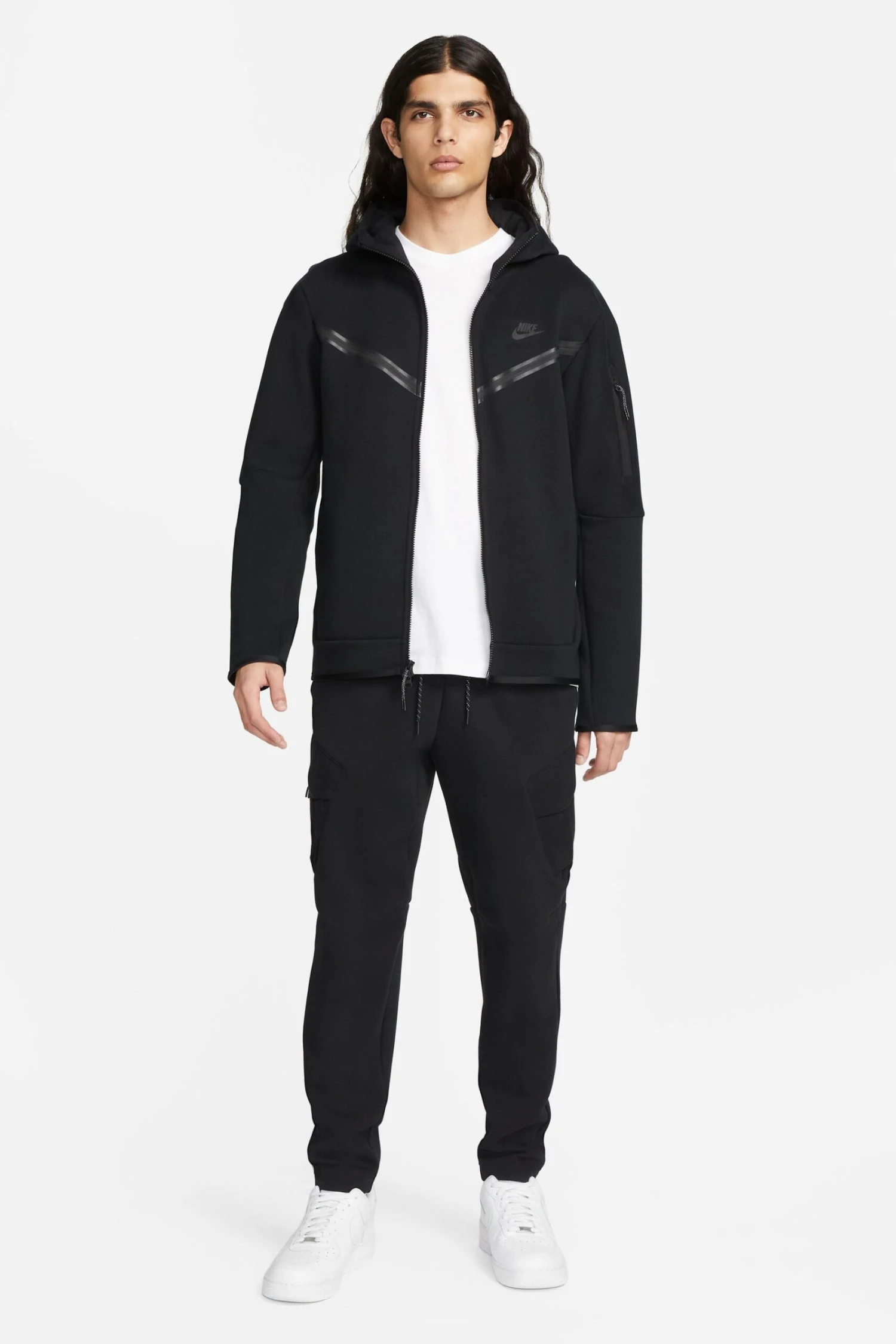 Nike Sportswear Tech Fleece Utility Joggers 5 Nike Sportswear Tech Fleece Utility Joggers - Image 3